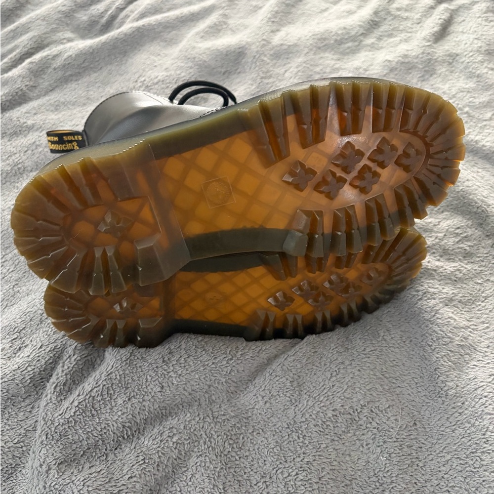Doc Martens Airwair Black Boots - Picture 4 of 5